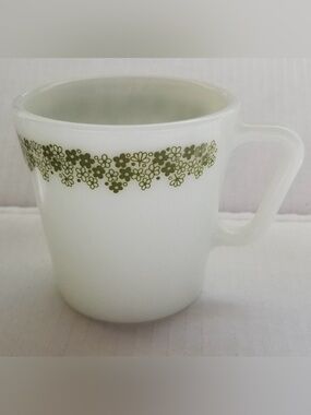 Set of 4 Vintage Pyrex 1410 Spring Blossom D Handle Coffee Mug Cup Crazy Daisy